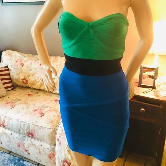 NWT Y2K $129 bebe | Colorblock | Bodycon | Bandage Dress | XS in Green & Blue - Picture 3 of 8